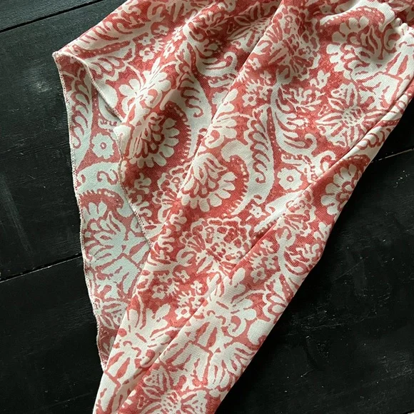 Bell Sleeved Dress - Picture 3 of 4